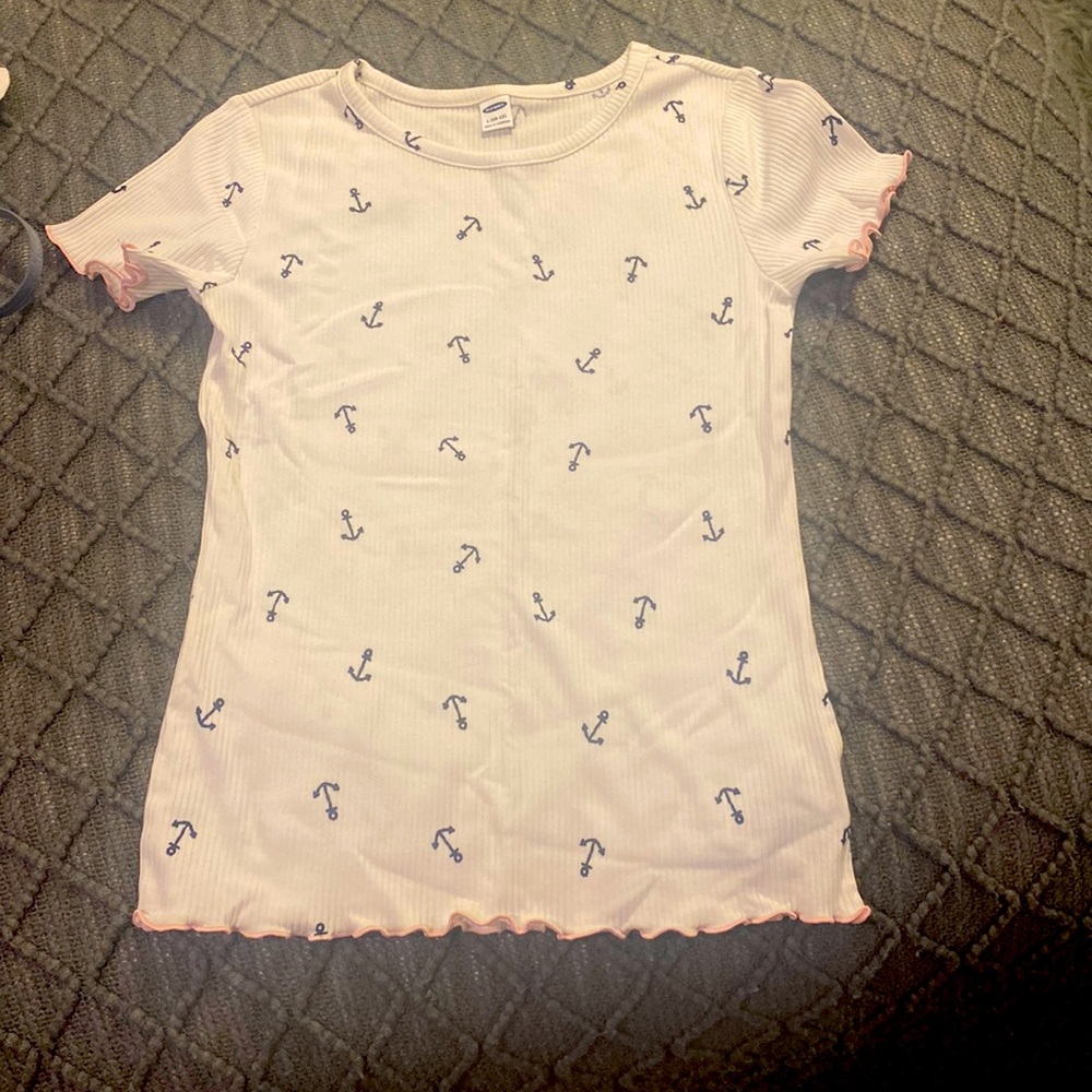 Old Navy T-Shirt